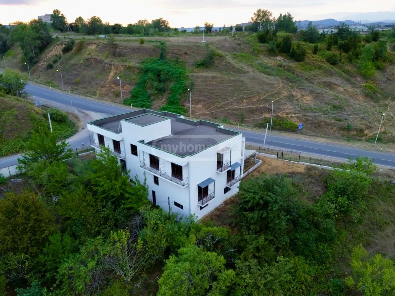 9 Room Hotel For Rent Saghoria, In Qutaisi view 11