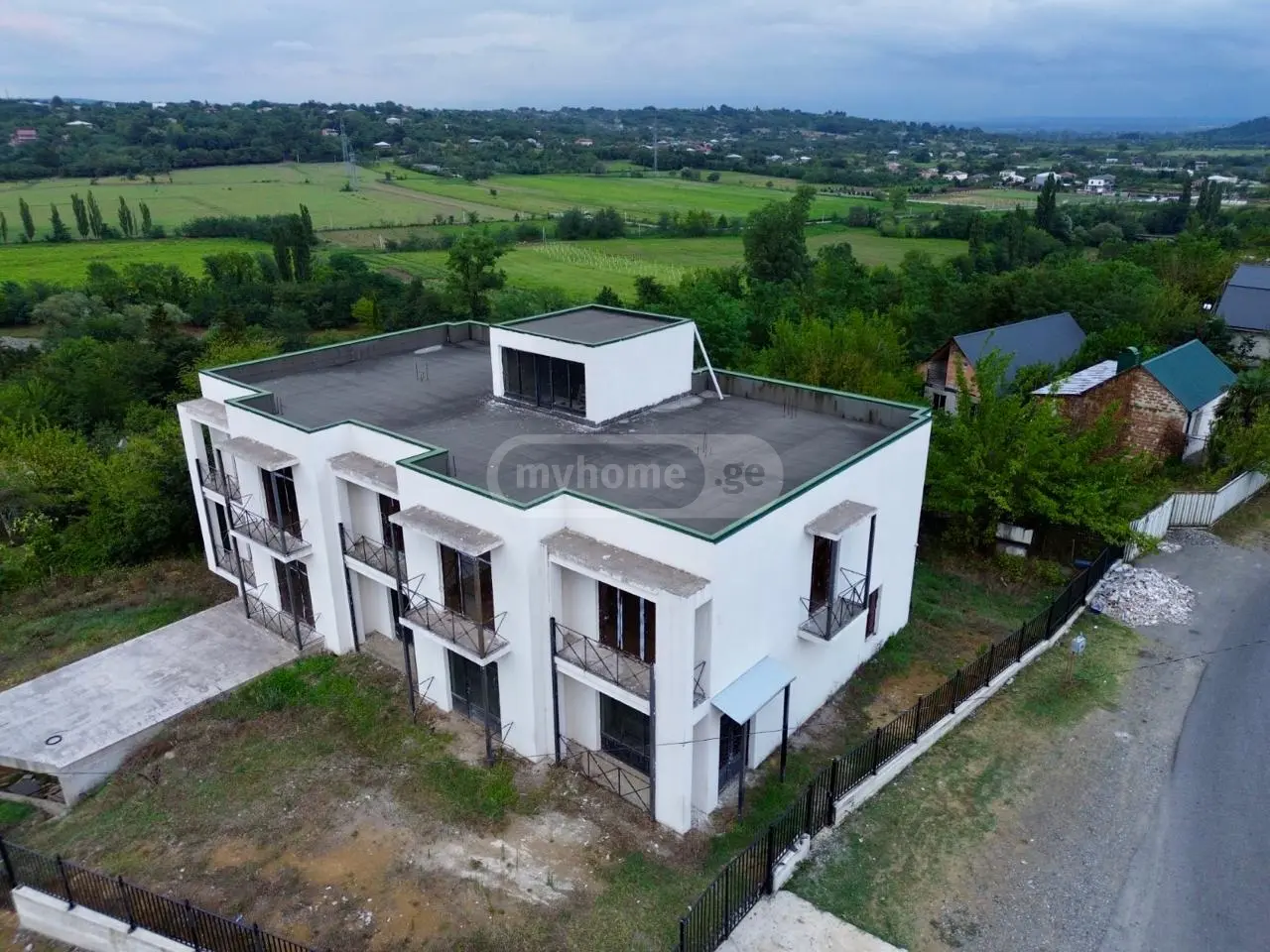9 Room Hotel For Rent Saghoria, In Qutaisi view 6