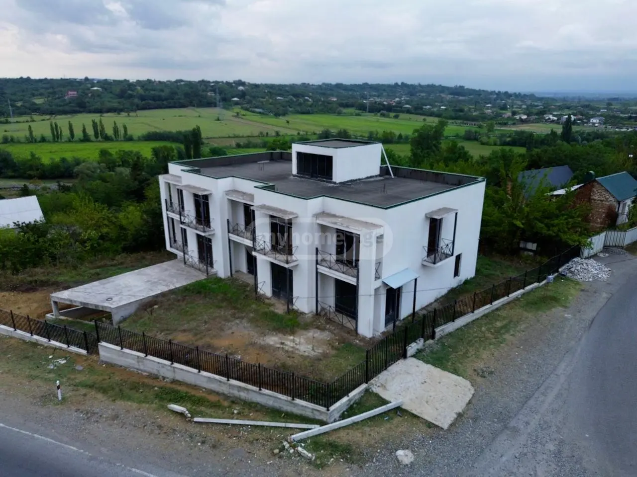 9 Room Hotel For Rent Saghoria, In Qutaisi view 5