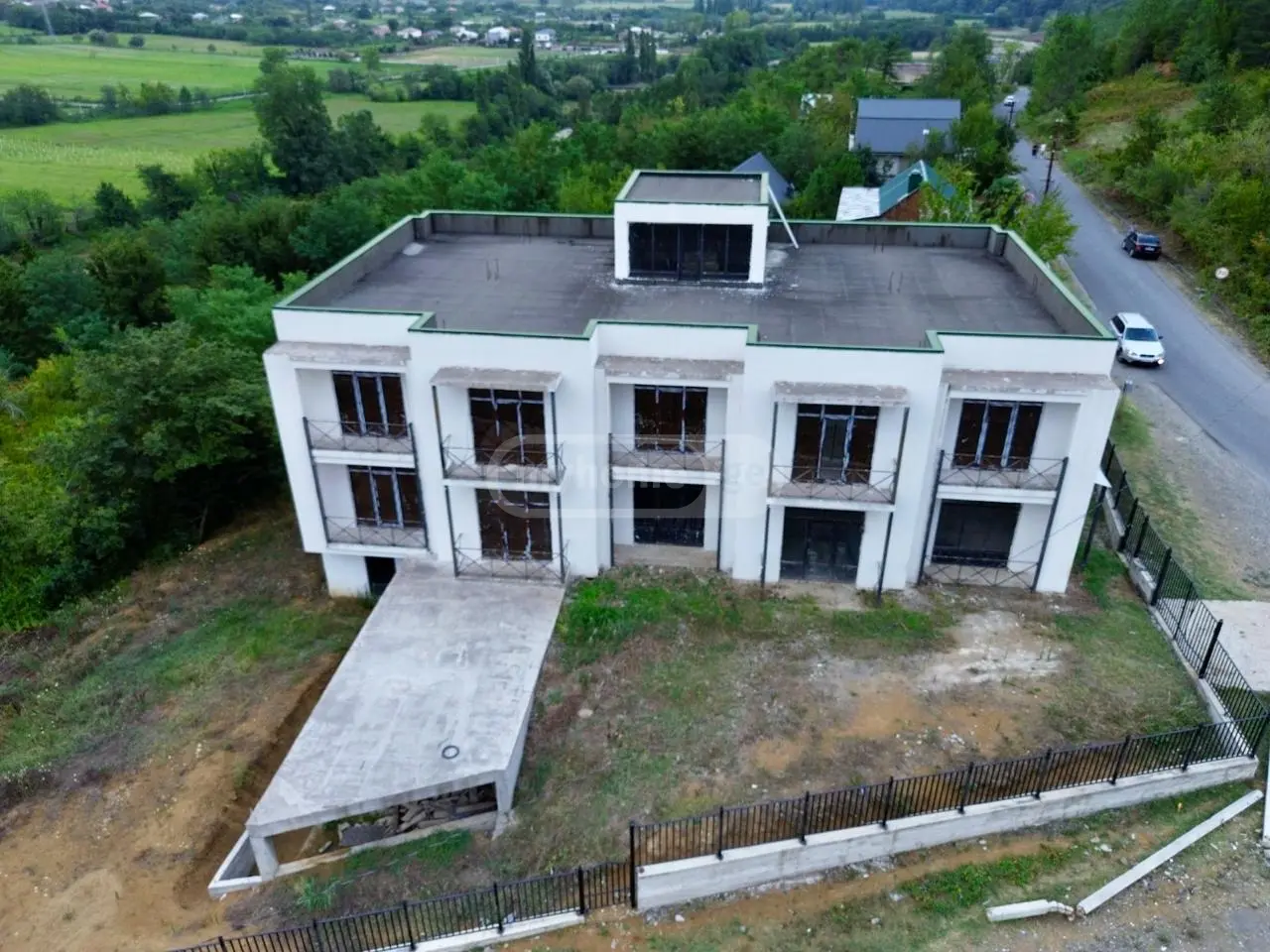 9 Room Hotel For Rent Saghoria, In Qutaisi view 3