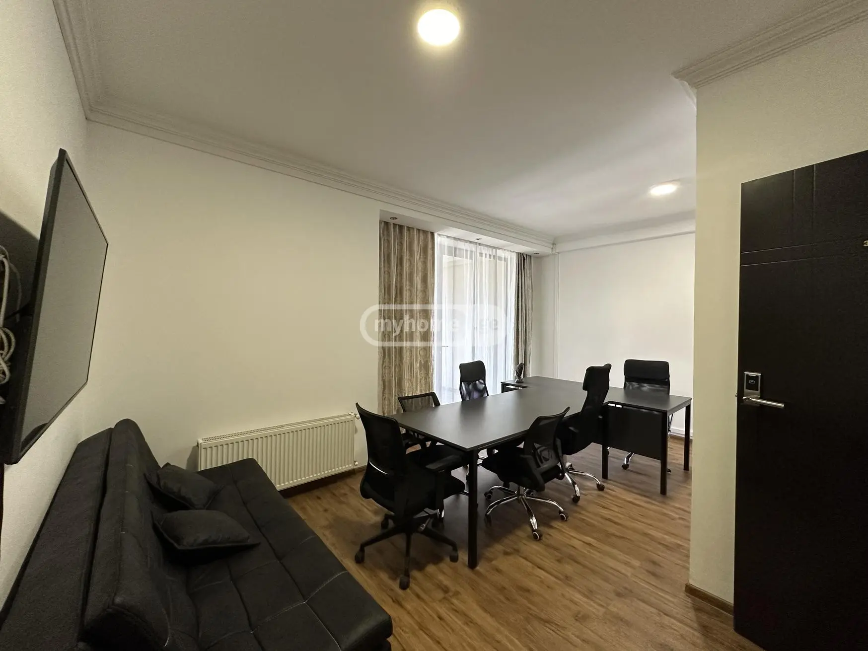 10+ Room Hotel For Sale In Vake view 12