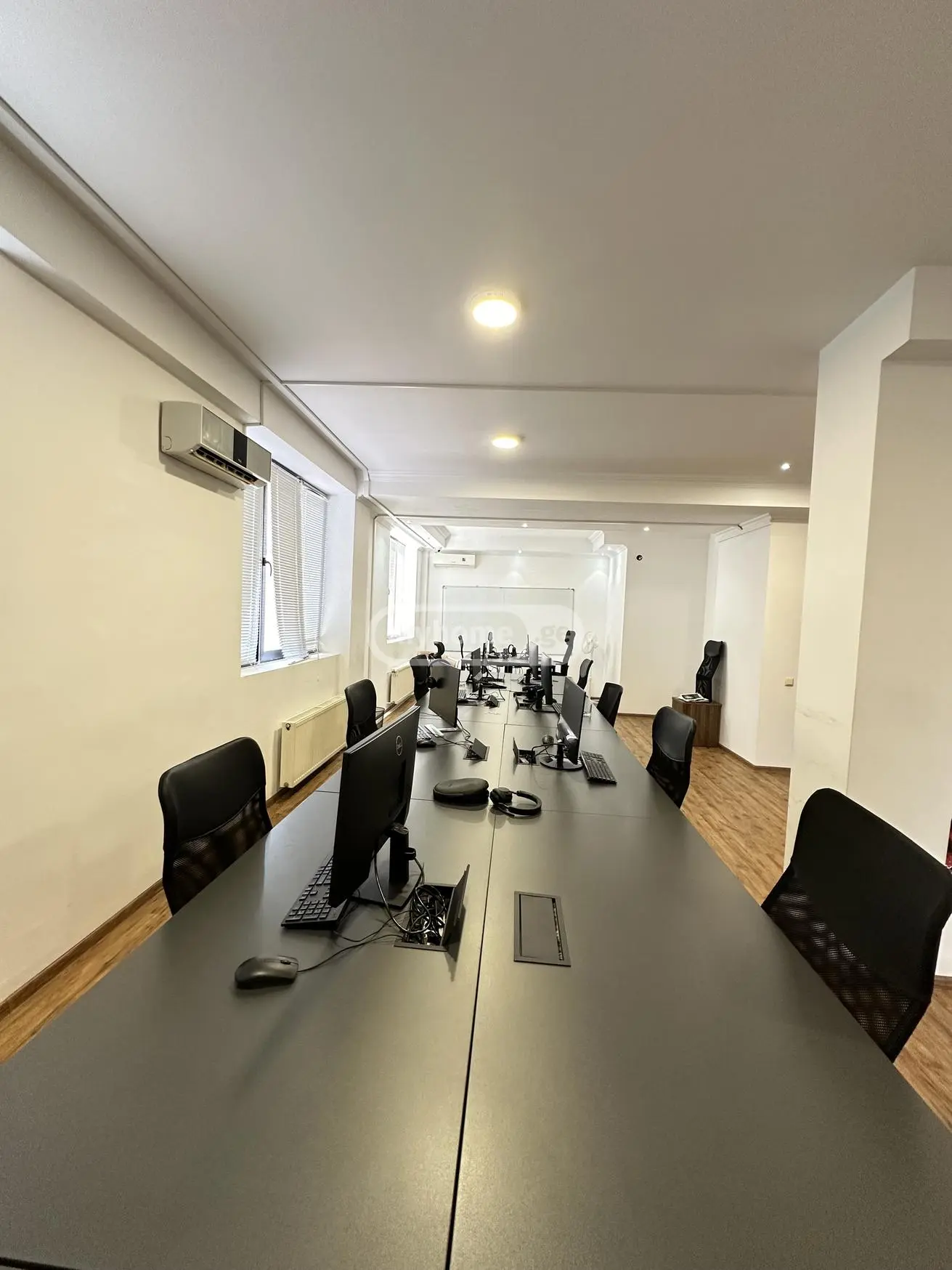 10+ Room Hotel For Sale In Vake view 11