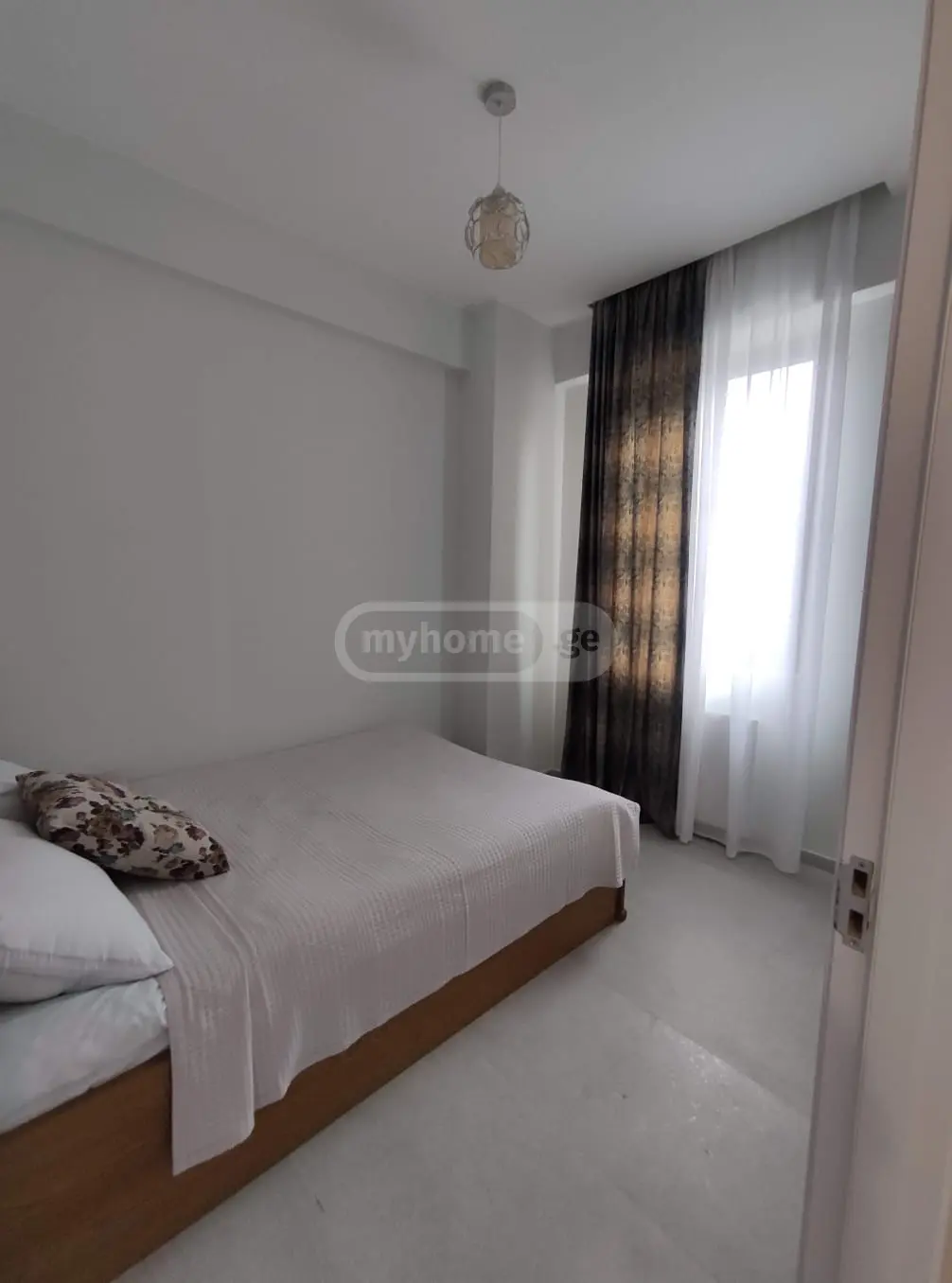 3 Room Apartment Daily Rent In Ortachala view 5