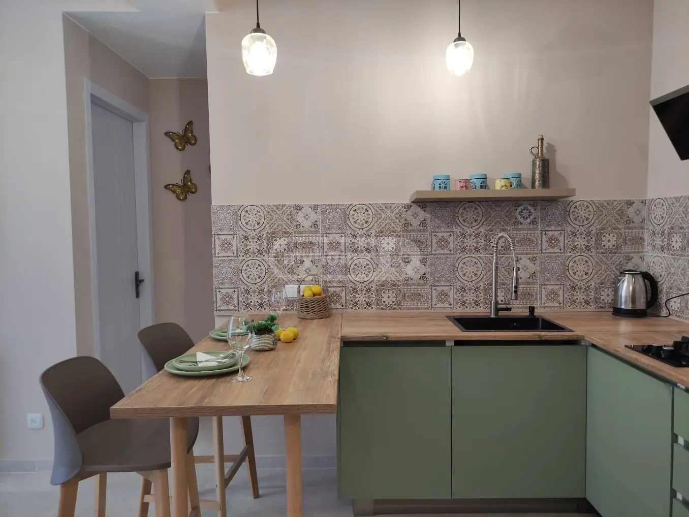 3 Room Apartment Daily Rent In Ortachala view 6