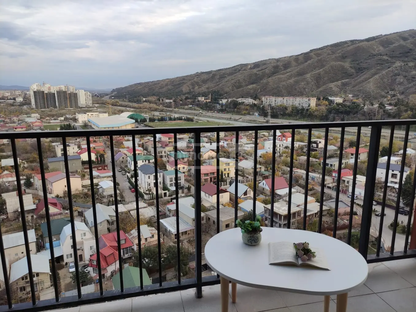3 Room Apartment Daily Rent In Ortachala view 3