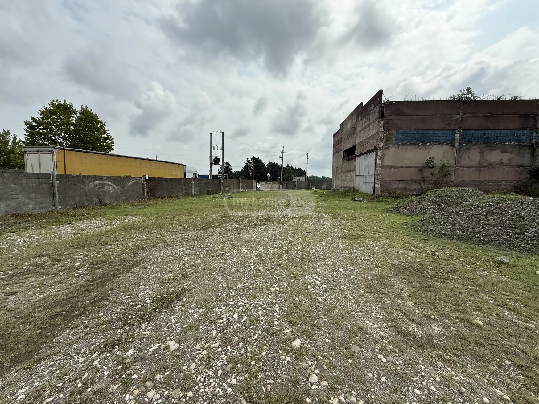 Universal Commercial Area For Sale In Foti view 15