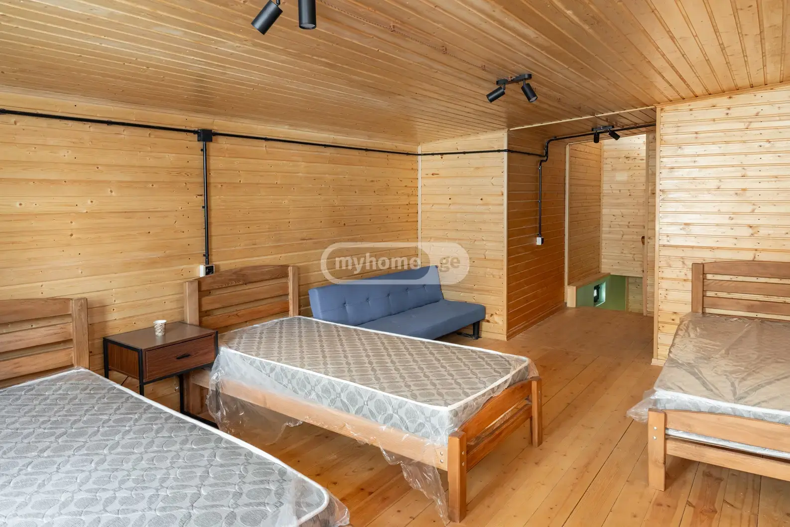 10+ Room Hotel For Sale In Didube view 6