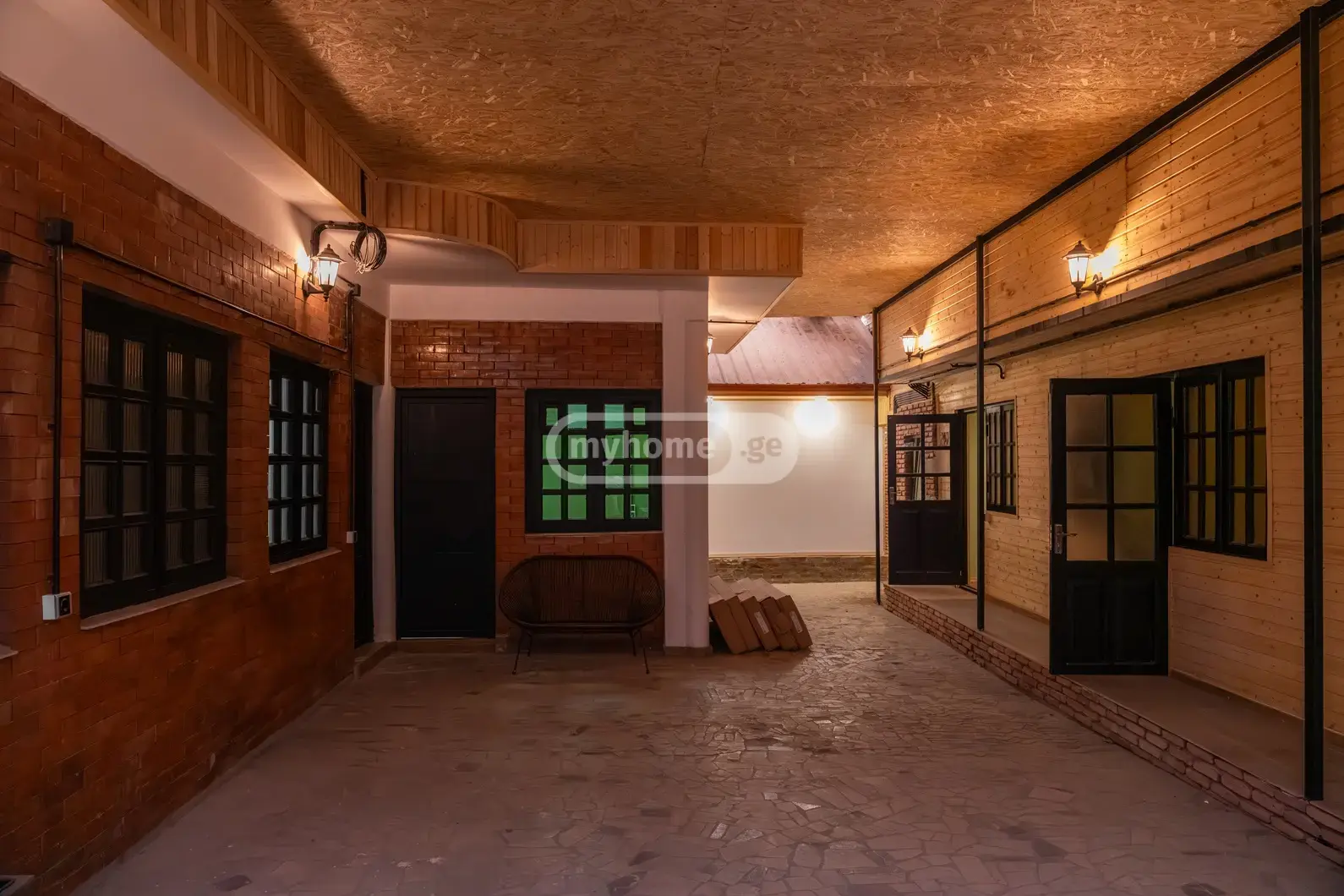 10+ Room Hotel For Sale In Didube view 1