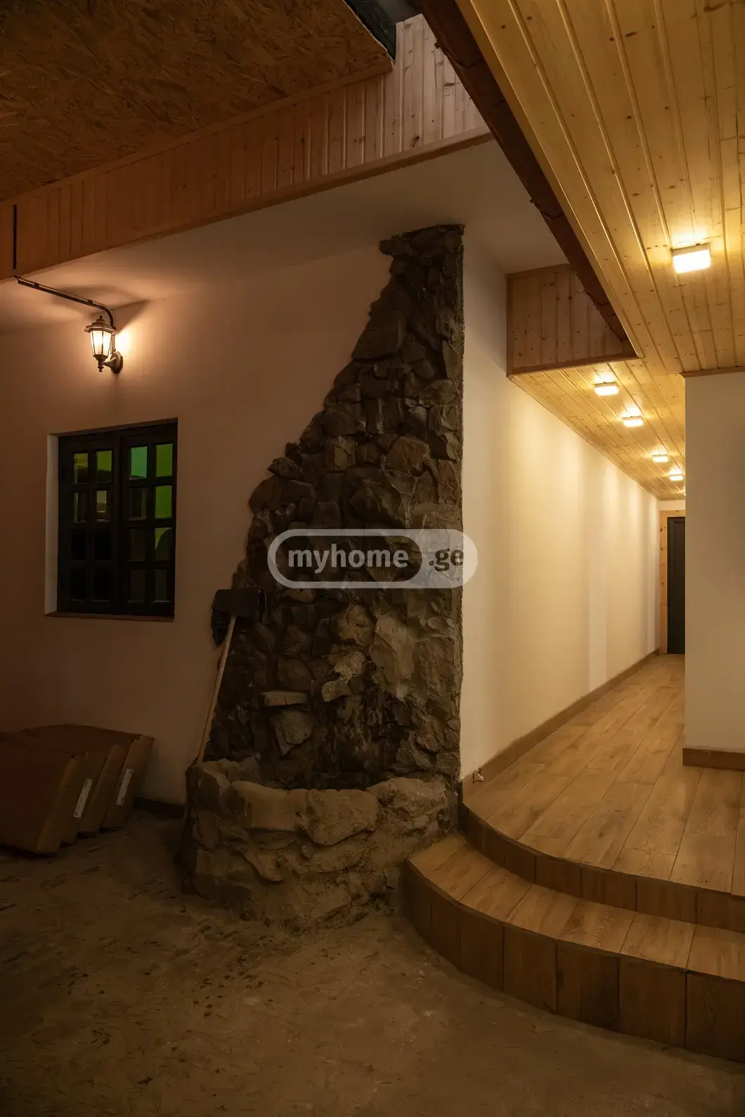 10+ Room Hotel For Sale In Didube view 4