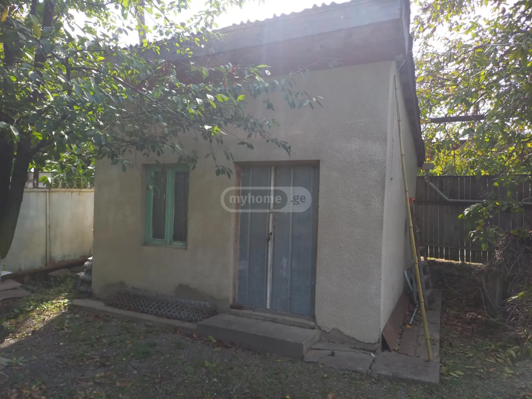 6 Room Private House For Sale view 4