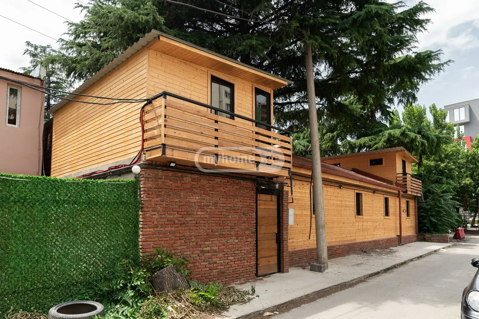 10+ Room Hotel For Sale In Didube view 9