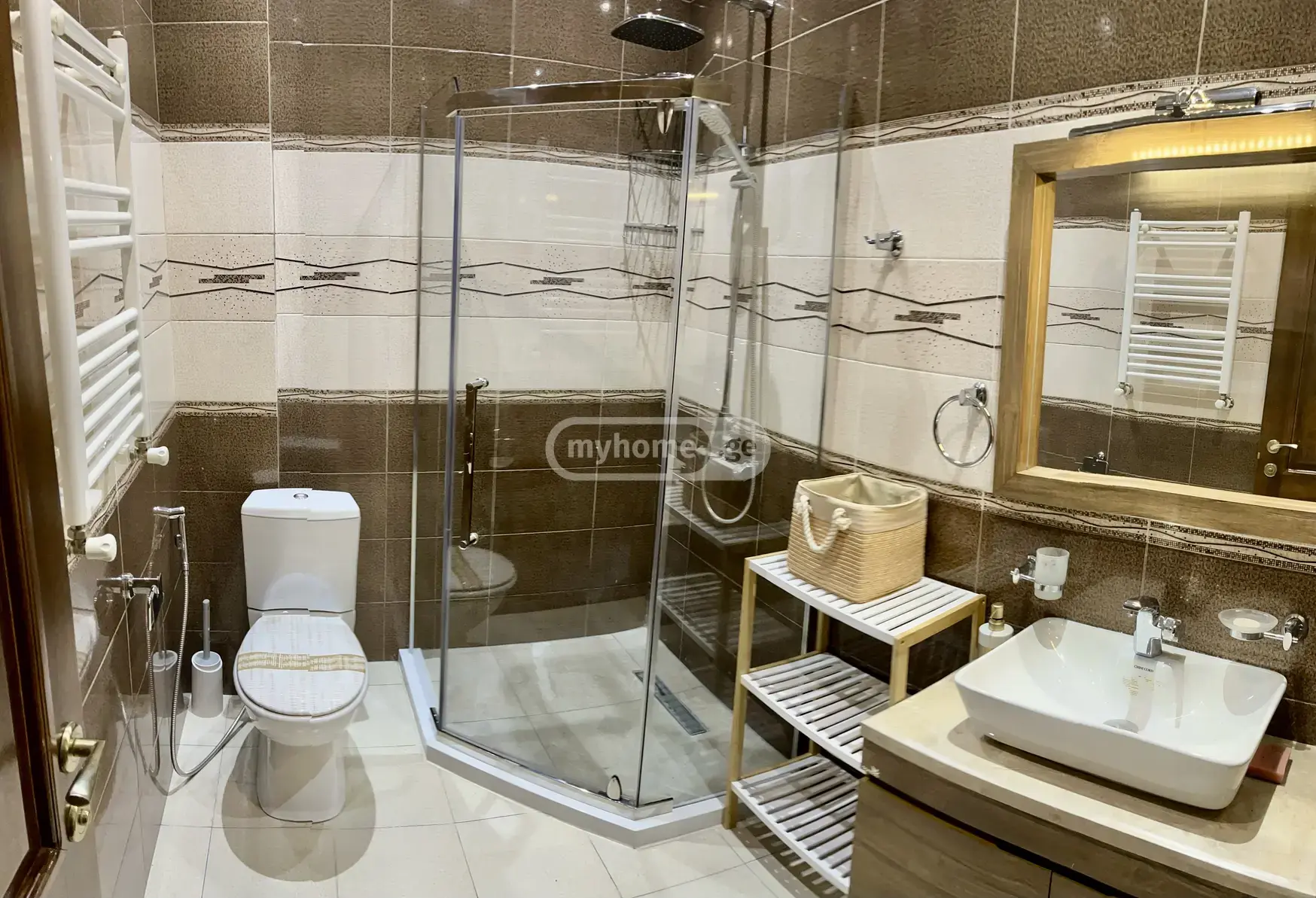 5 Room Private House For Rent In Isani view 8