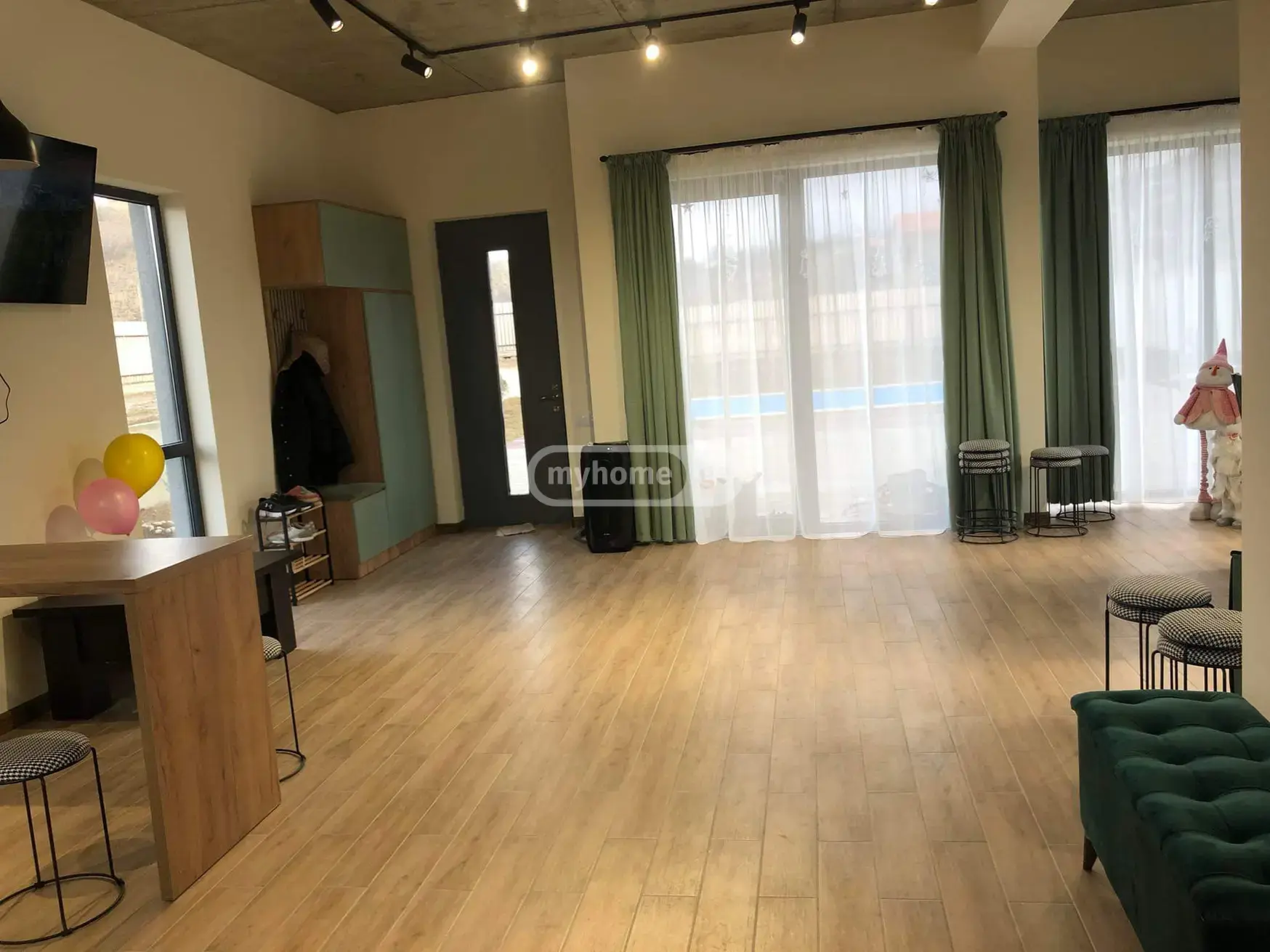 5 Room Country House Daily Rent In Saguramo, In Mtskheta Municipality view 3