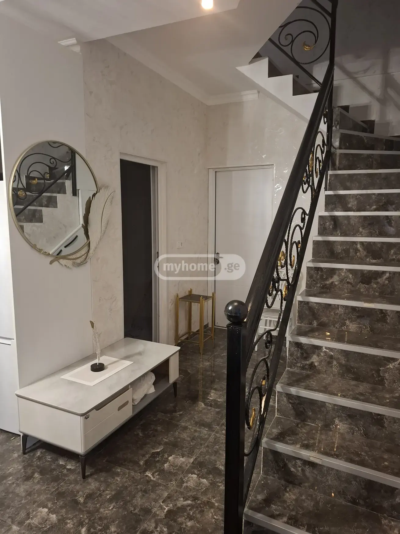 5 Room Private House For Rent In Samgori view 3