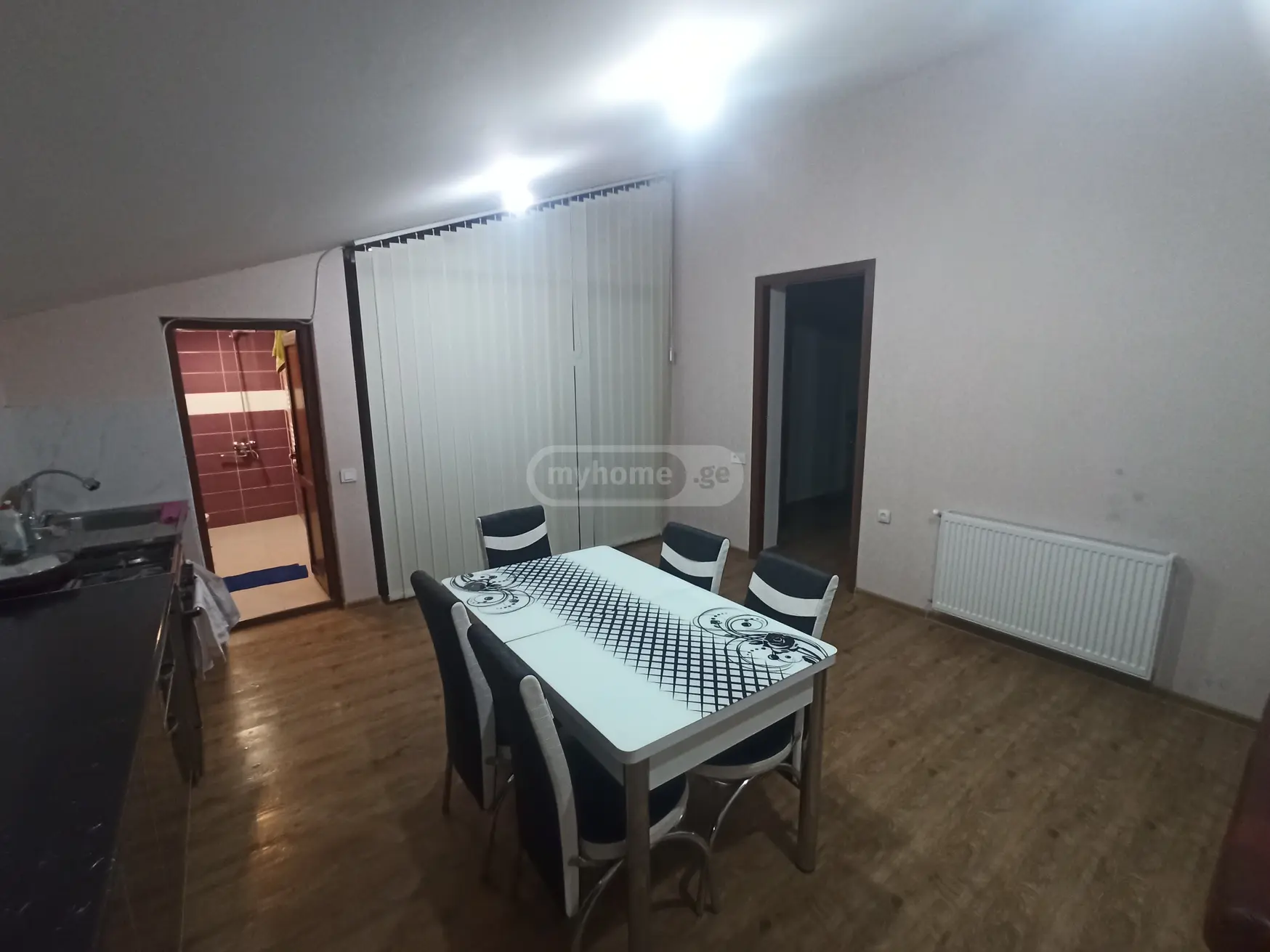 2 Room Private House For Rent In Telavi view 3
