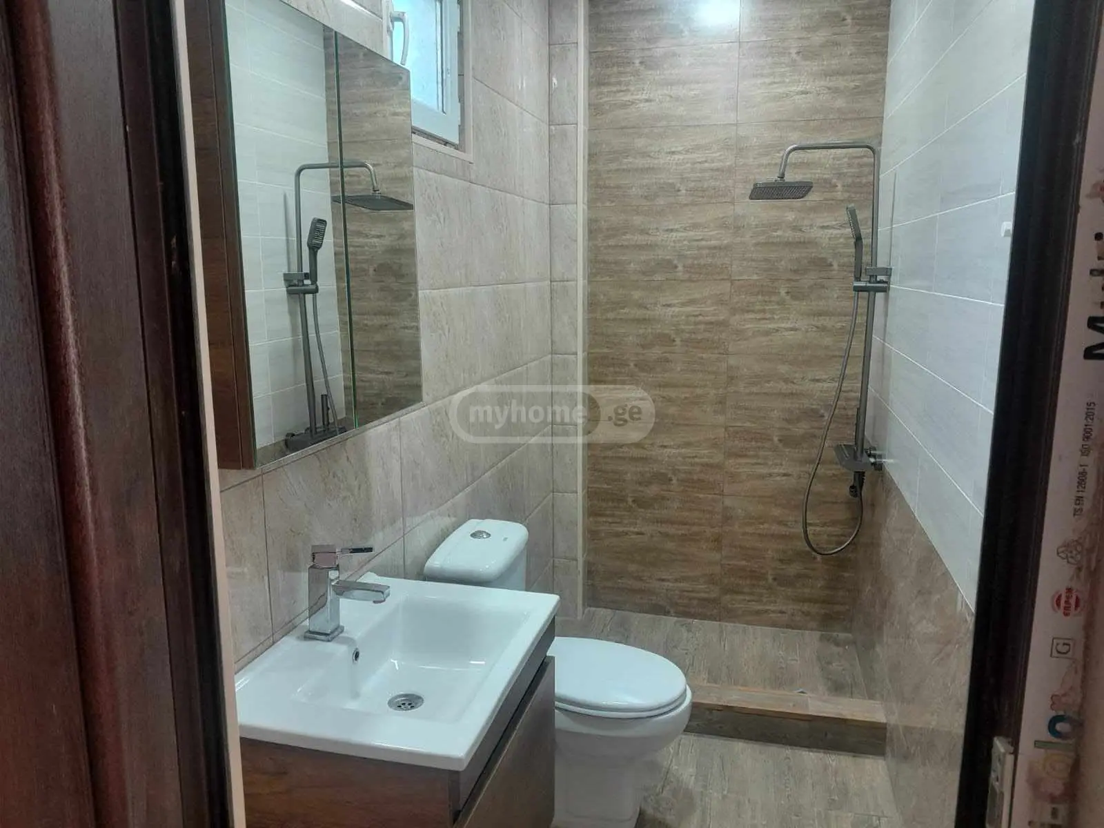 4 Room Private House For Sale view 6