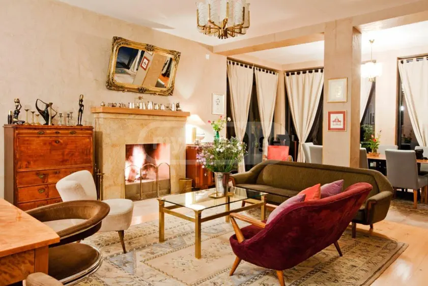 6 Room Hotel For Sale view 3