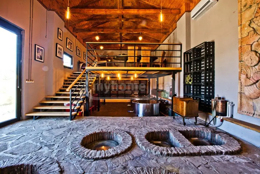 6 Room Hotel For Sale view 13
