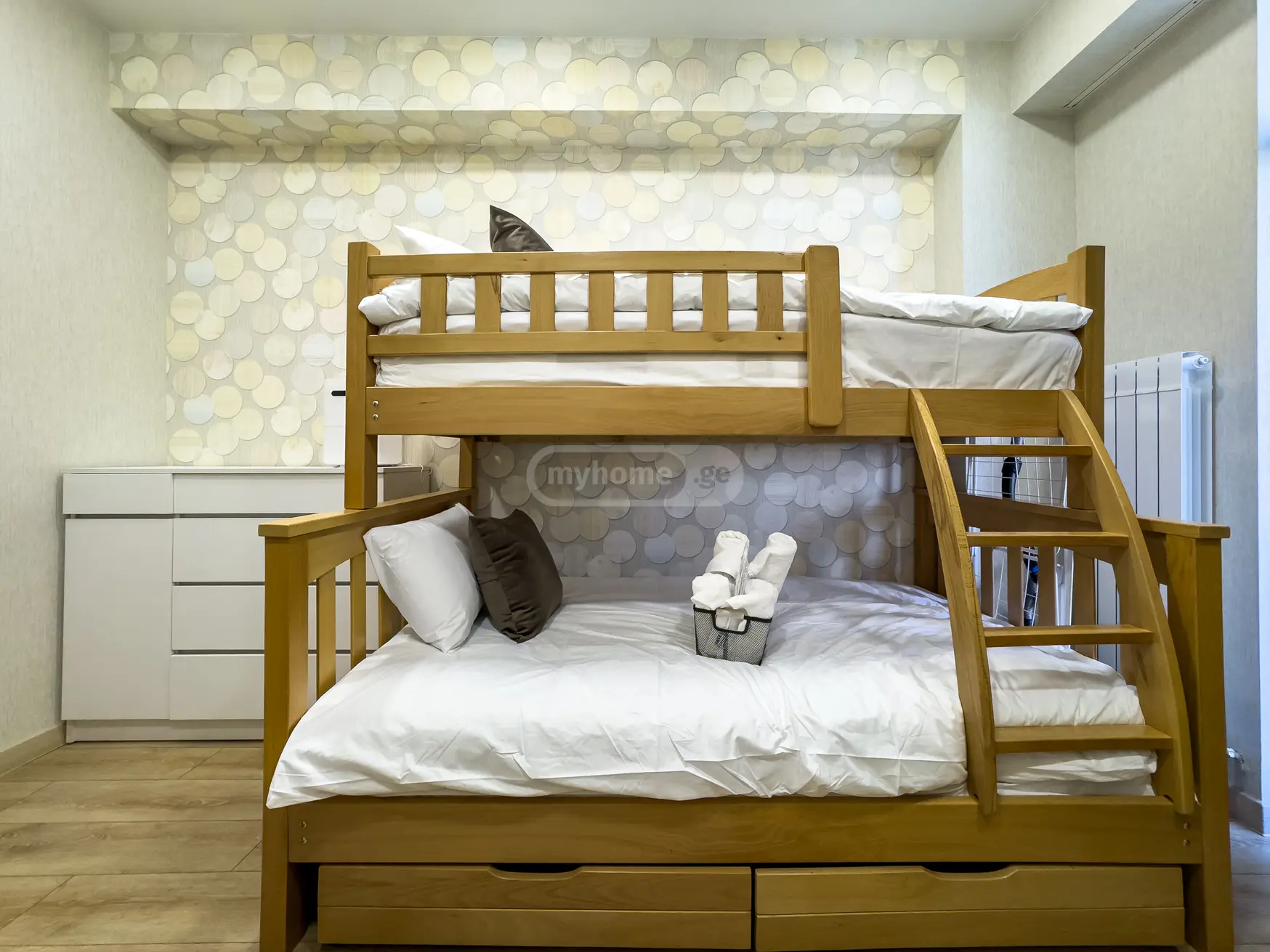 3 Room Apartment Daily Rent In Isani view 9