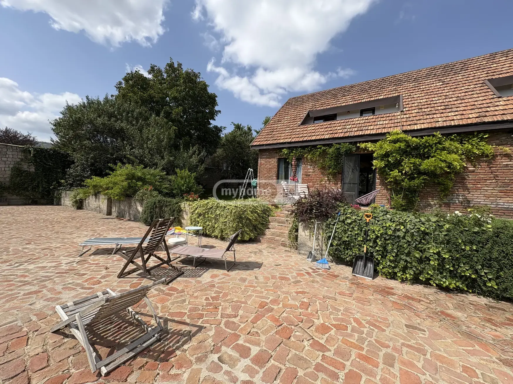 7 Room Country House For Rent In Tsavkisi view 16