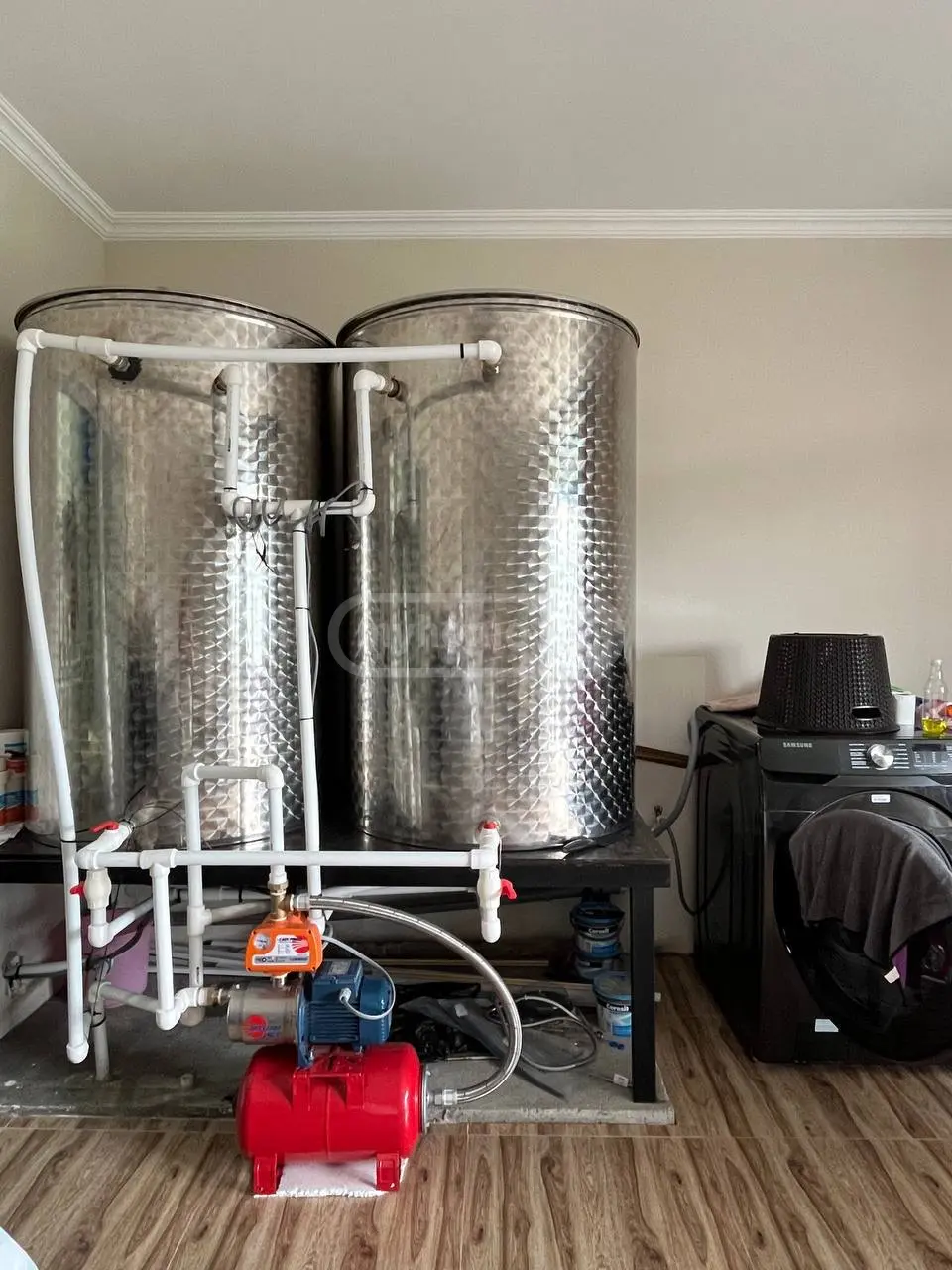 8 Room Hotel For Sale view 9