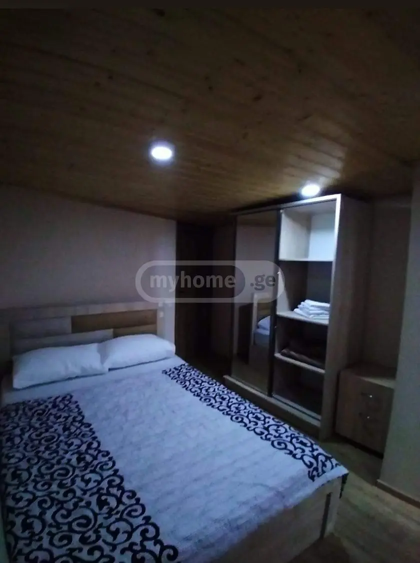 8 Room Hotel For Sale view 4