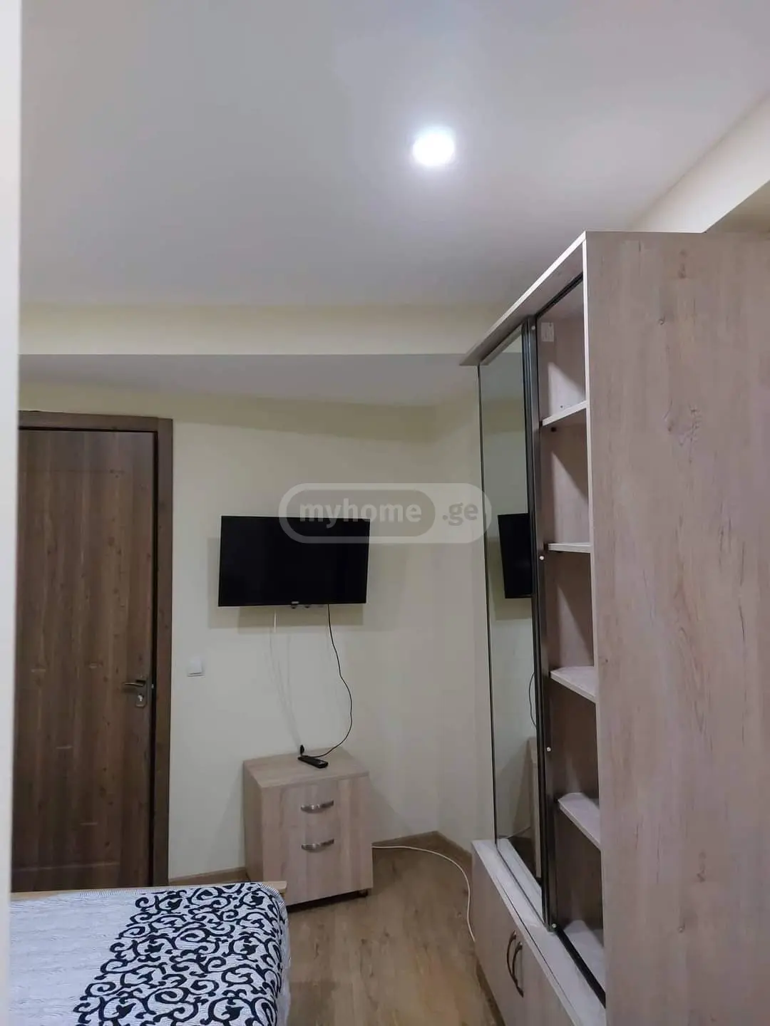 8 Room Hotel For Sale view 8