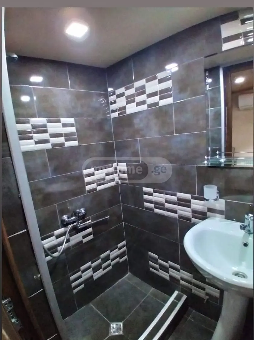 8 Room Hotel For Sale view 15