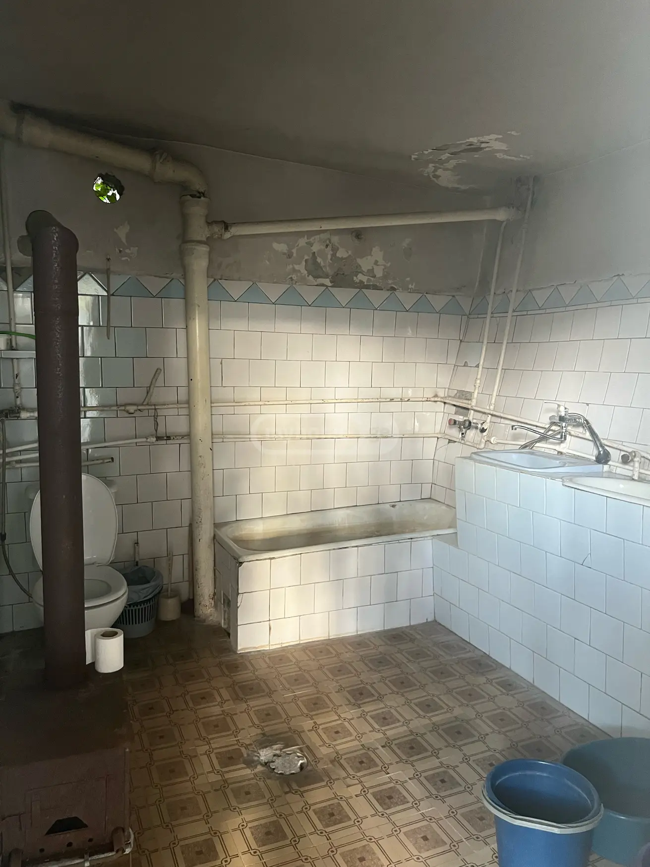 7 Room Private House For Sale view 3