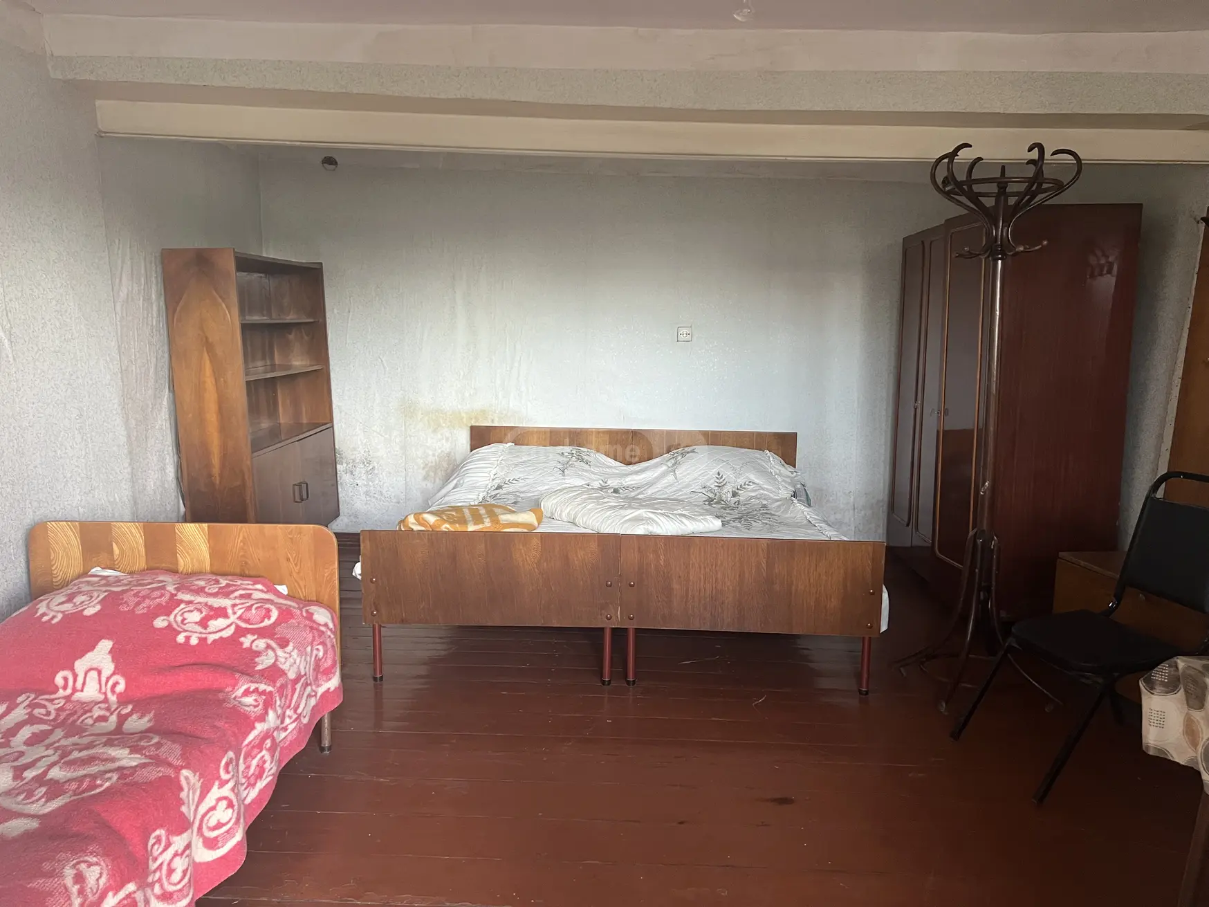 7 Room Private House For Sale view 4