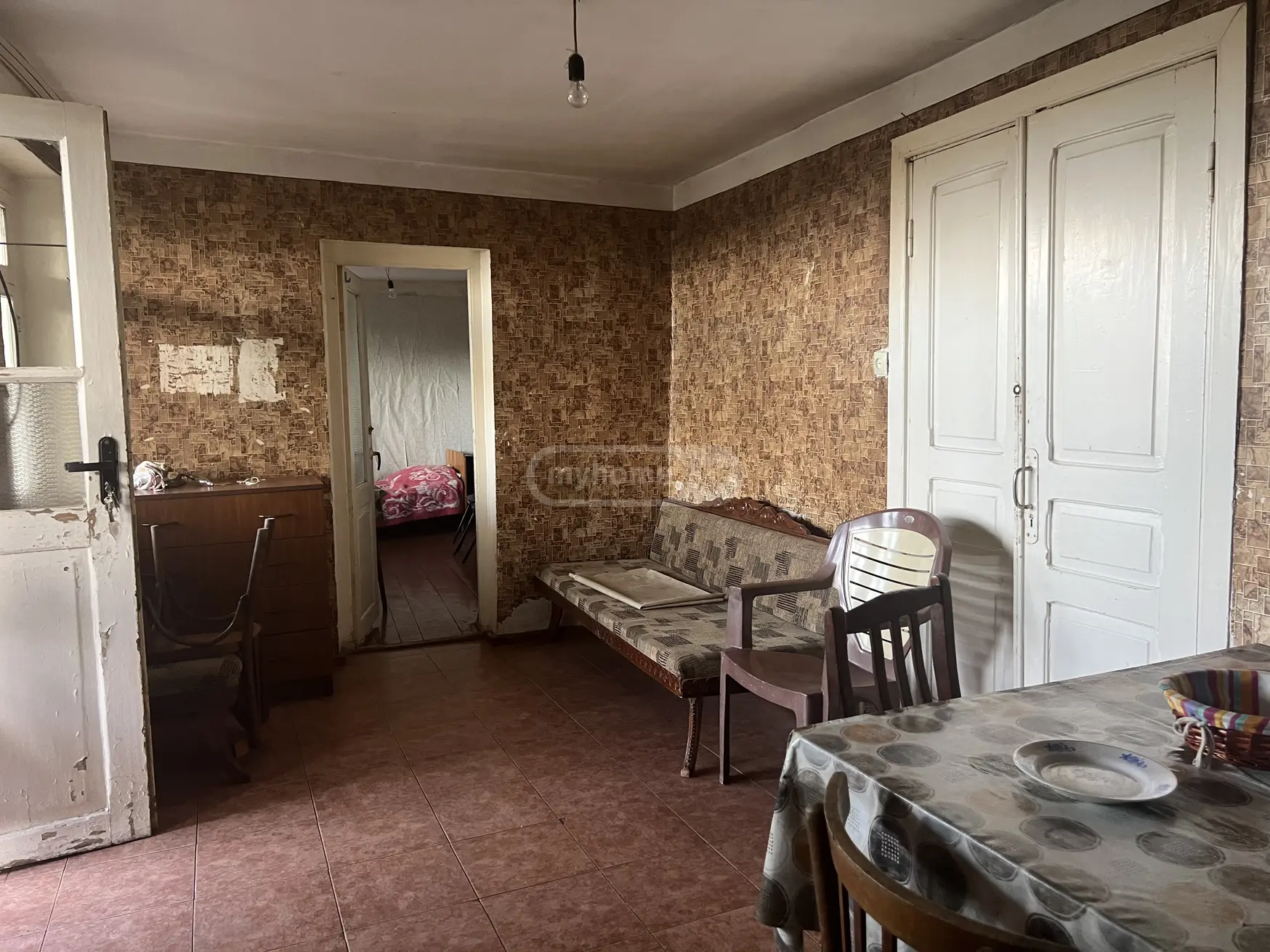 7 Room Private House For Sale view 6