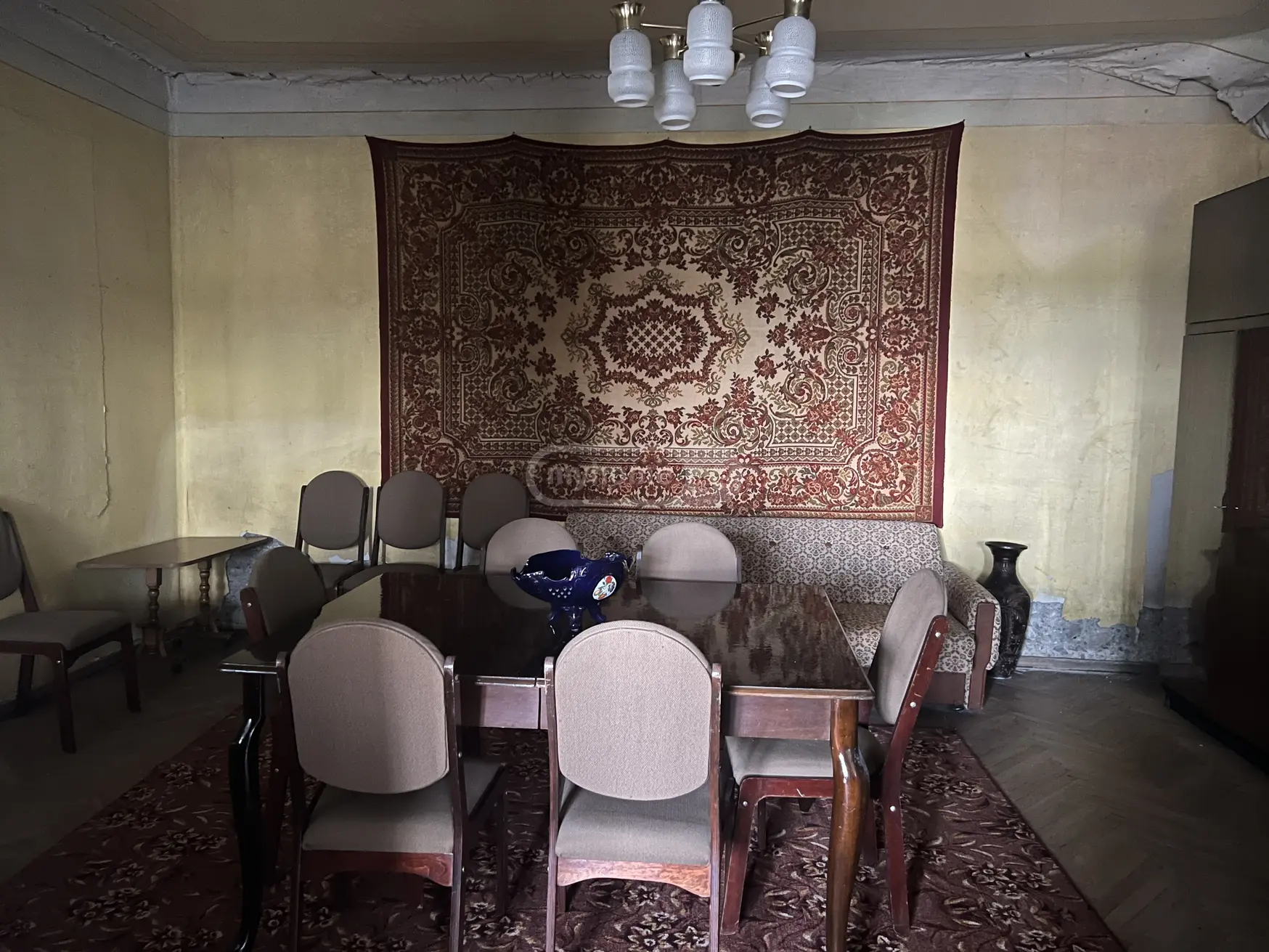 7 Room Private House For Sale view 10