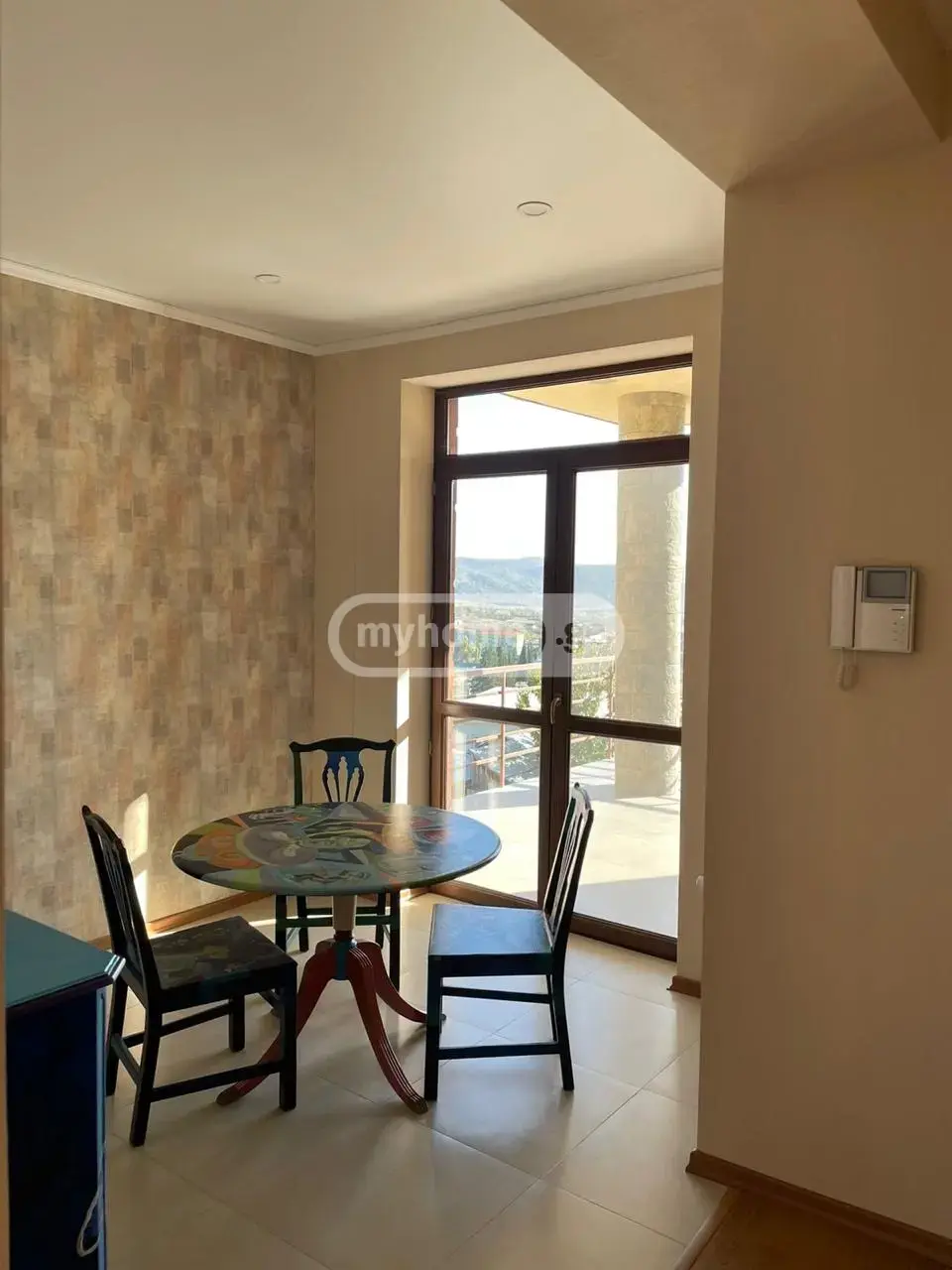 10+ Room Private House For Rent In Mtskheta view 6