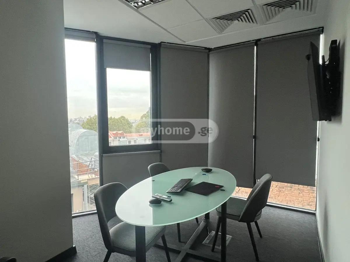 Full Building Commercial Area For Rent In Sololaki view 4