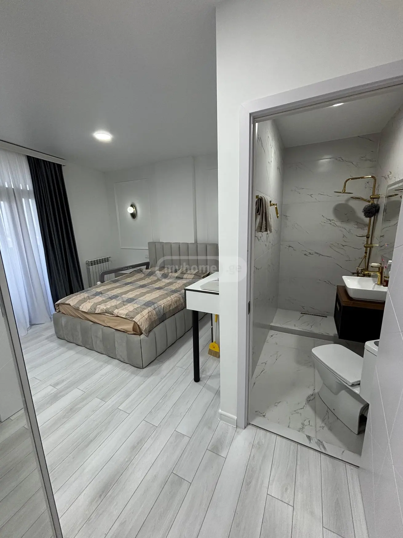 5 Room Apartment For Sale view 6