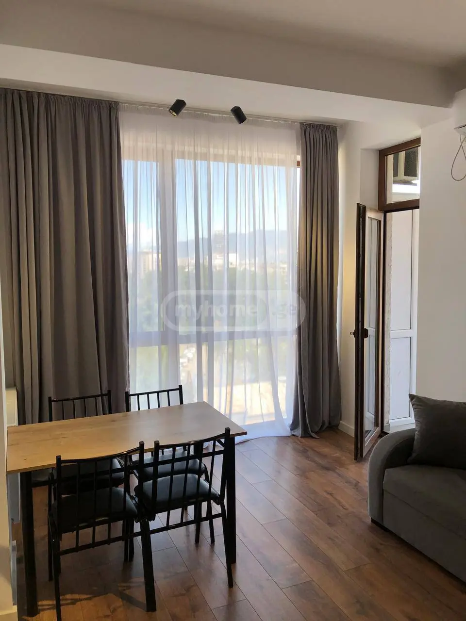 3 Room Apartment For Rent In Didube view 2