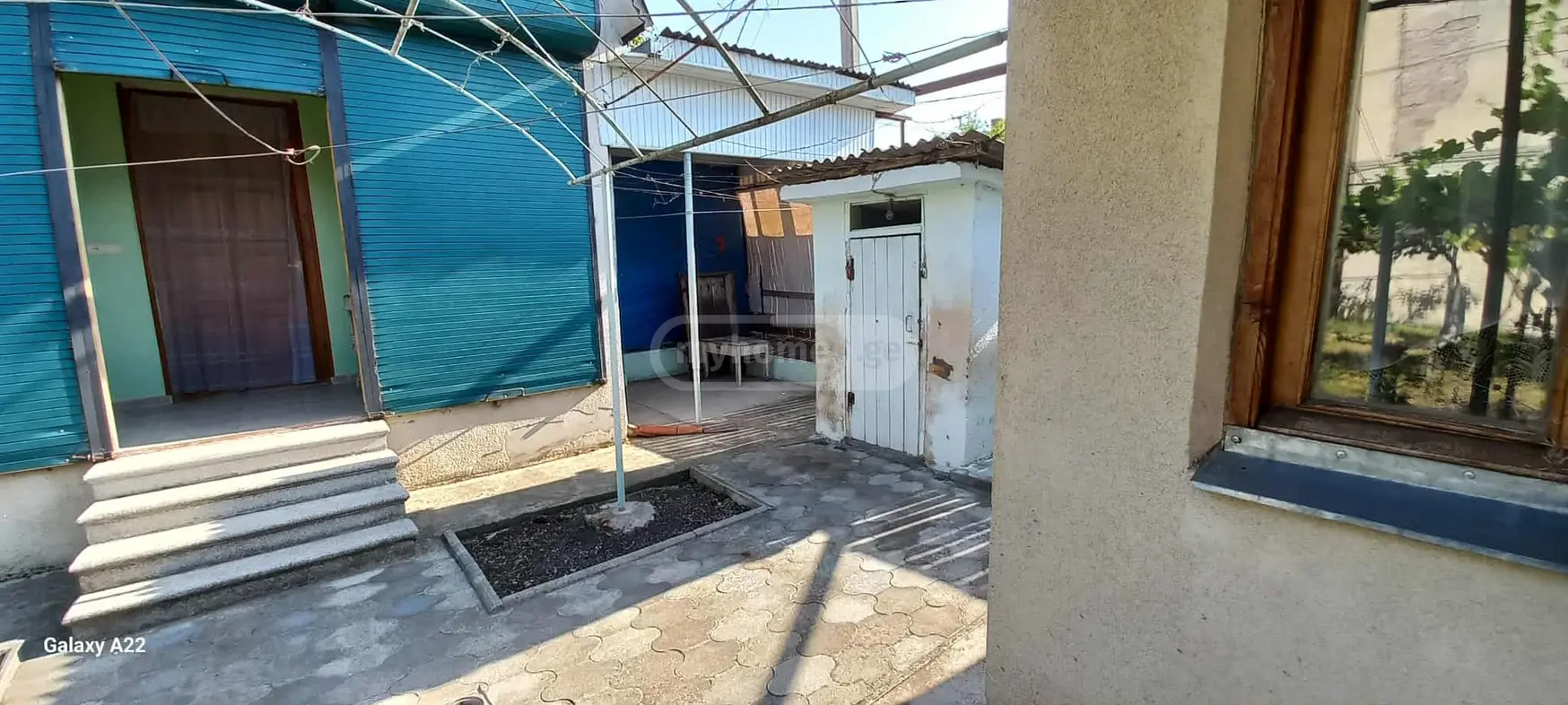 6 Room Private House For Sale view 9
