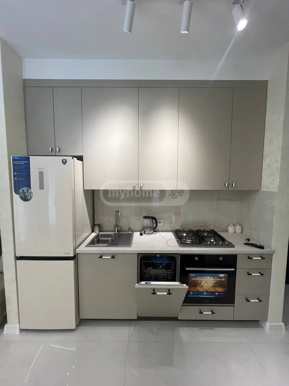 3 Room Apartment For Rent In Didube view 1