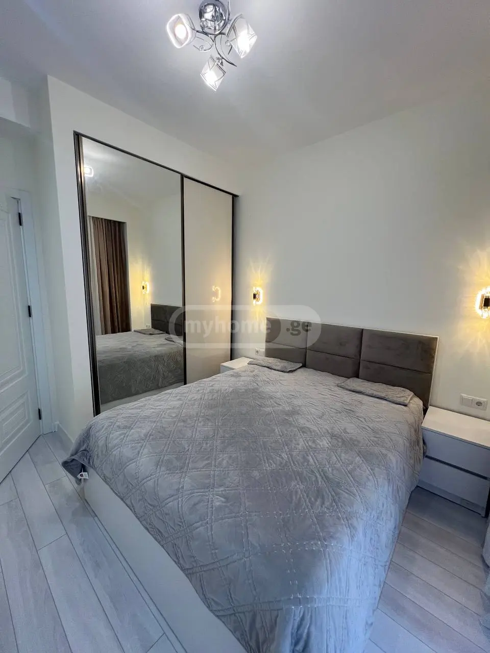 3 Room Apartment For Rent In Didube view 11
