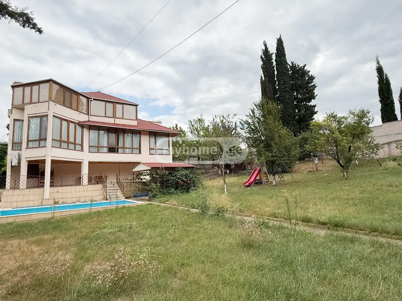 10+ Room Private House For Rent In Mtskheta view 1
