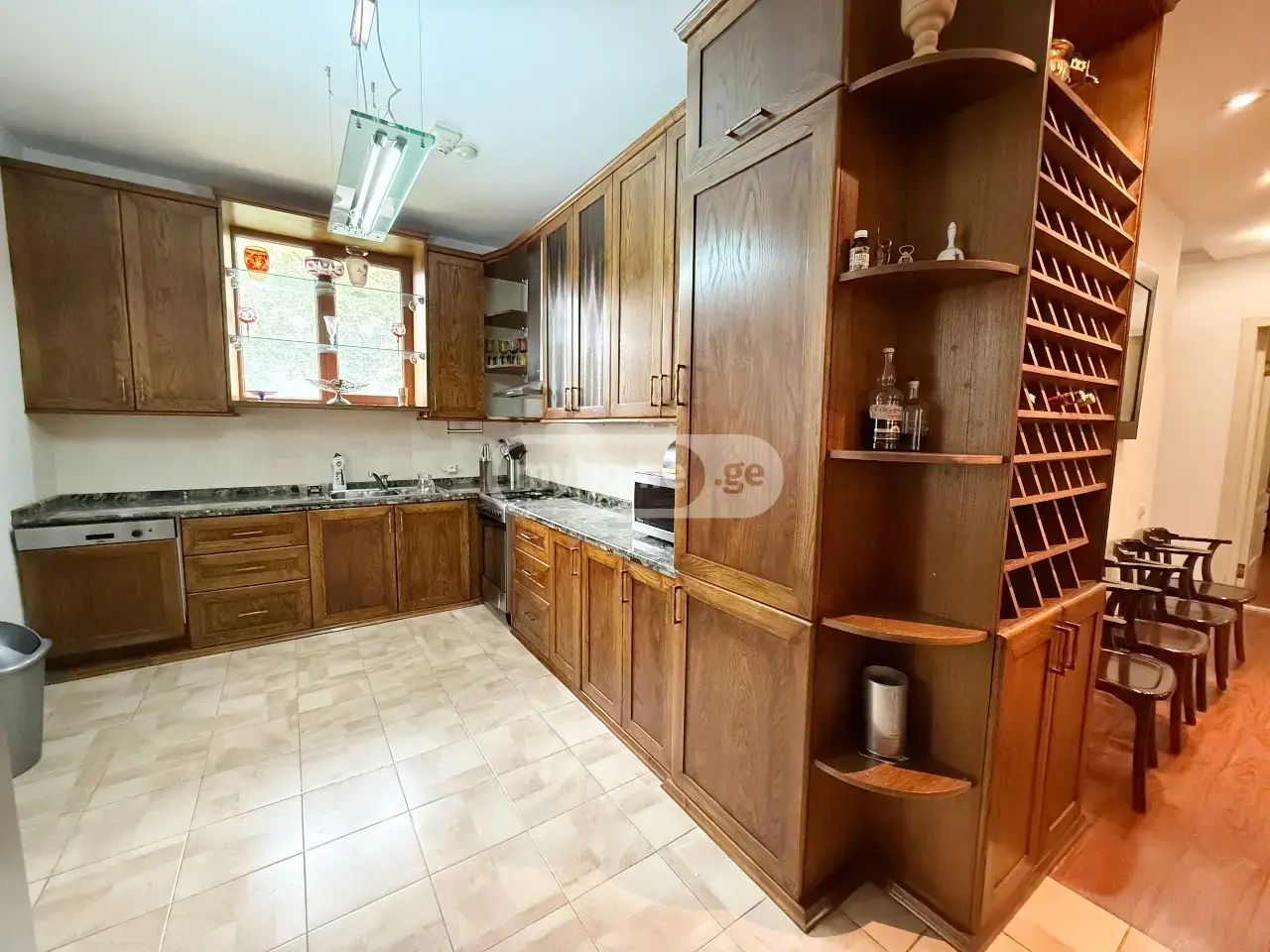 10+ Room Private House For Rent In Mtskheta view 6
