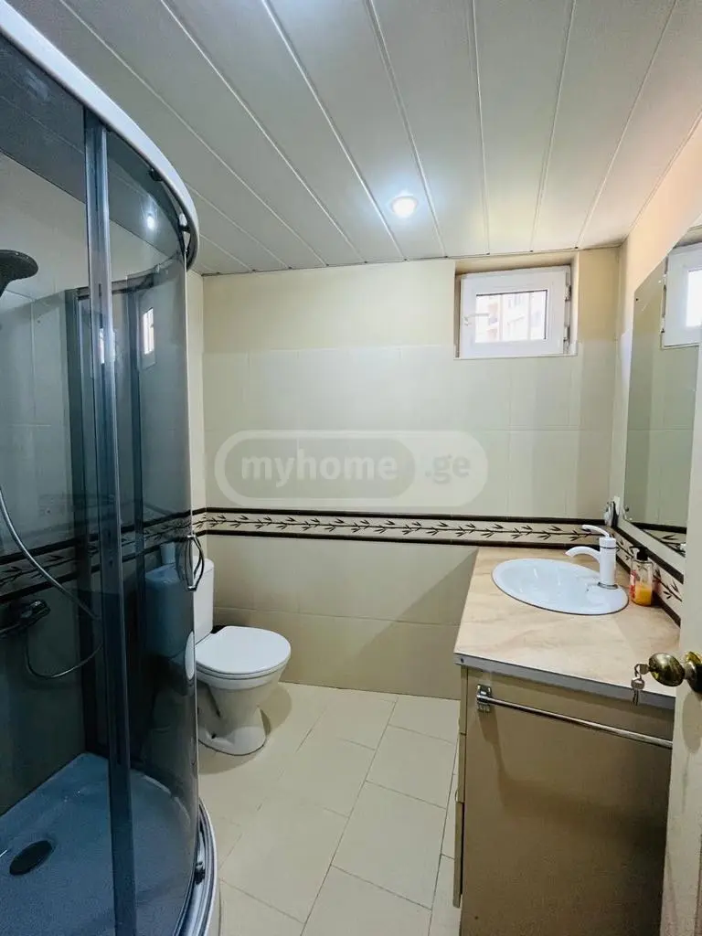 7 Room Private House For Sale view 14