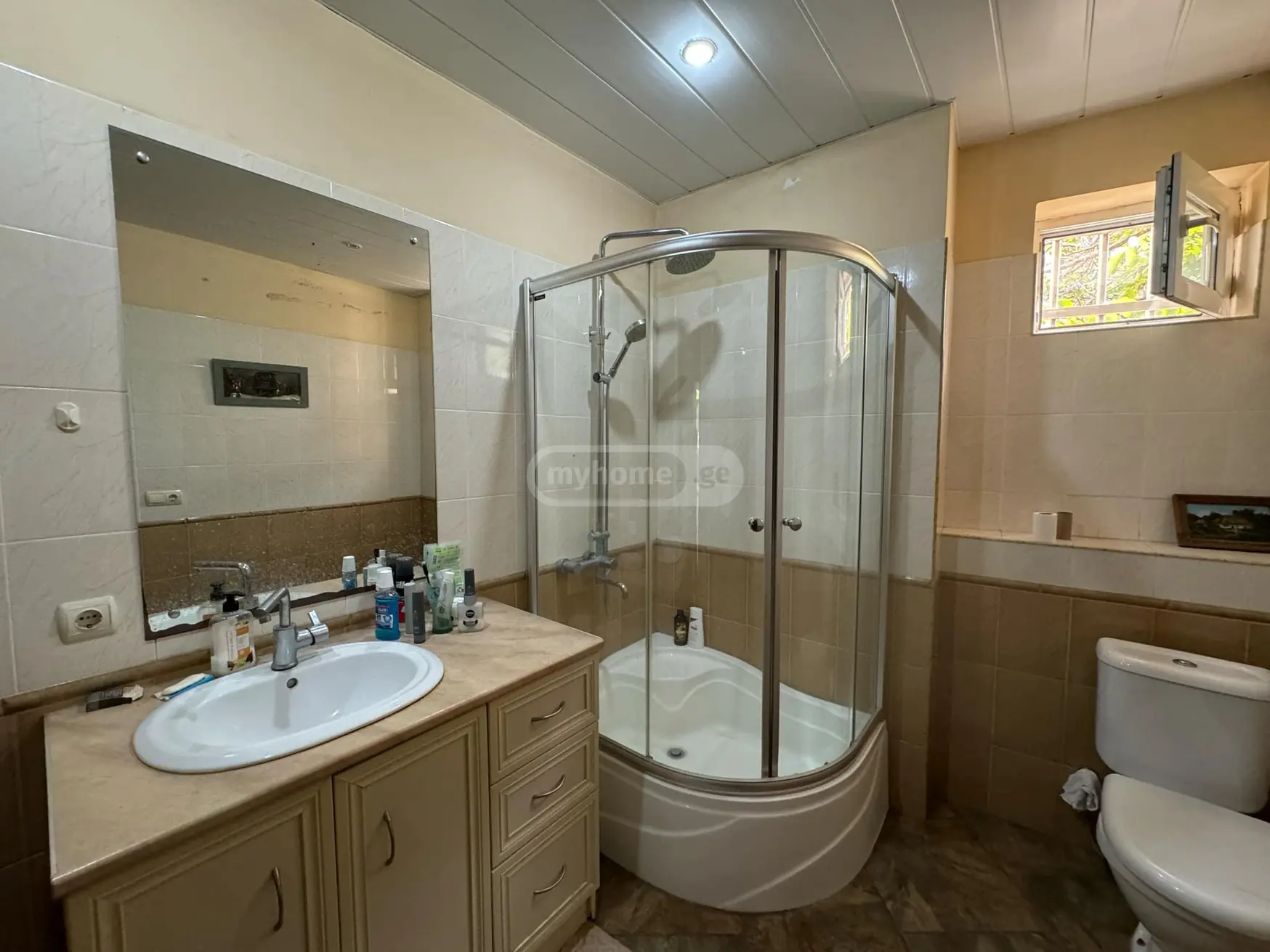 7 Room Private House For Sale view 13