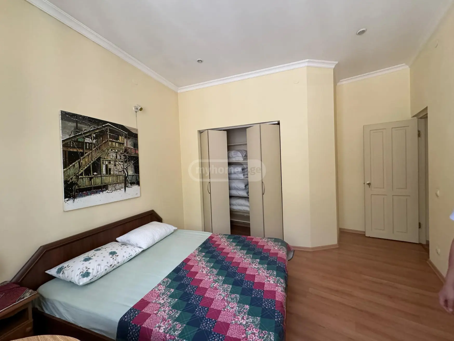 7 Room Private House For Sale view 10