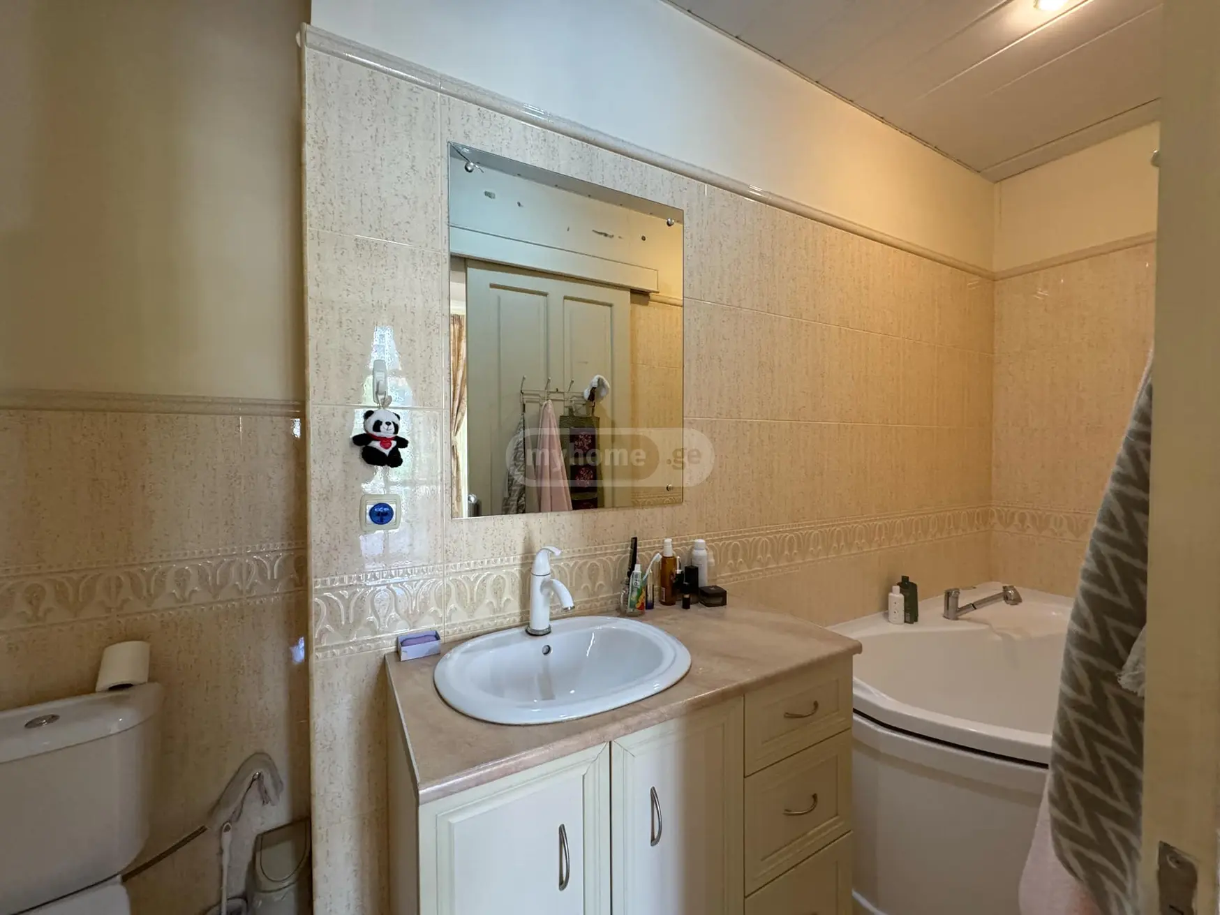 7 Room Private House For Sale view 15