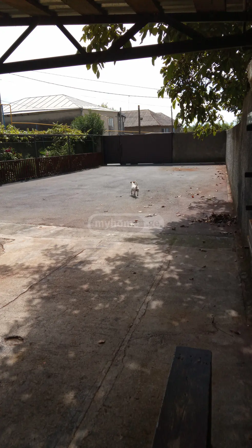 8 Room Private House For Sale view 6