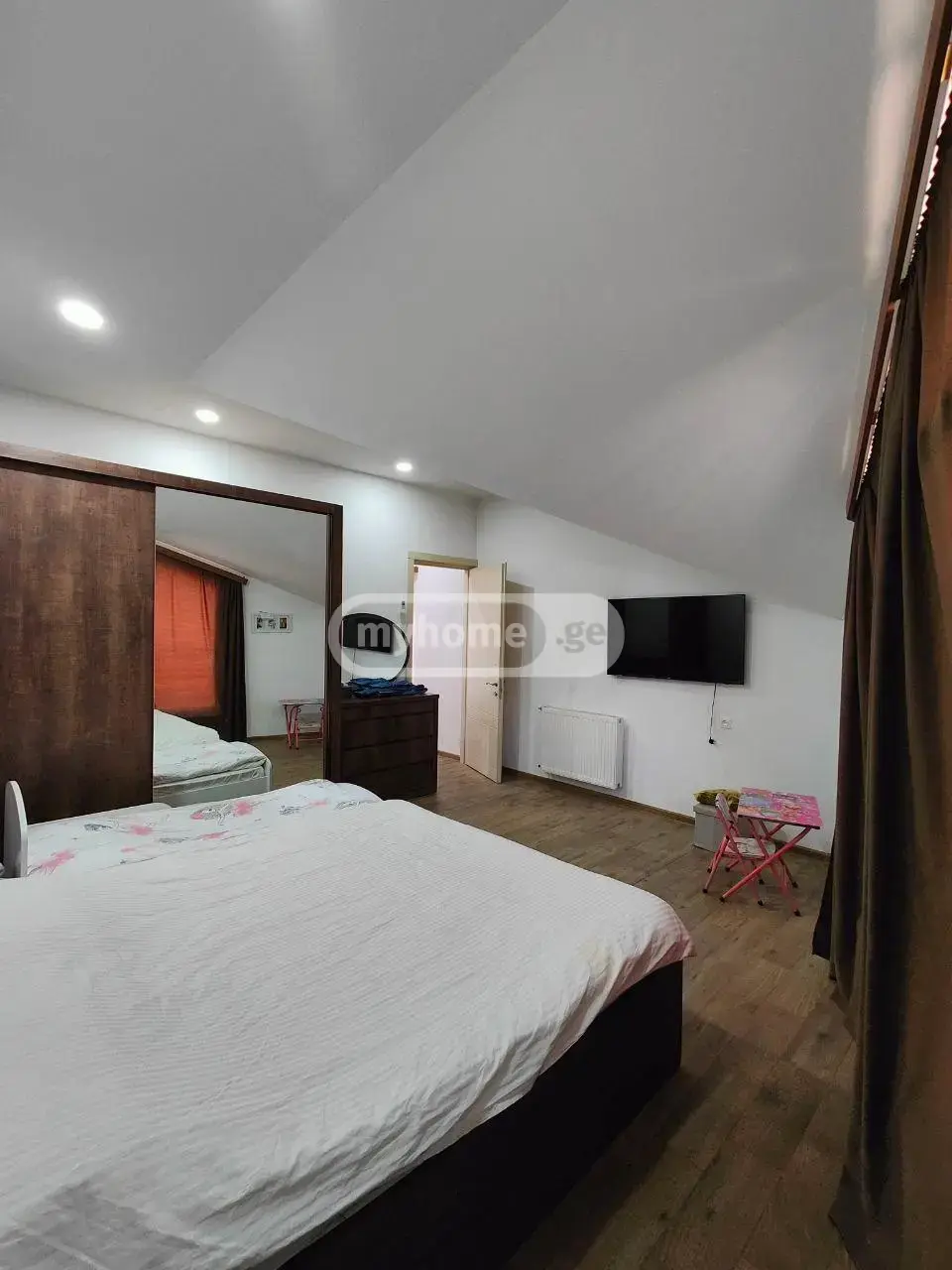 8 Room Private House For Rent In Sanzona view 8