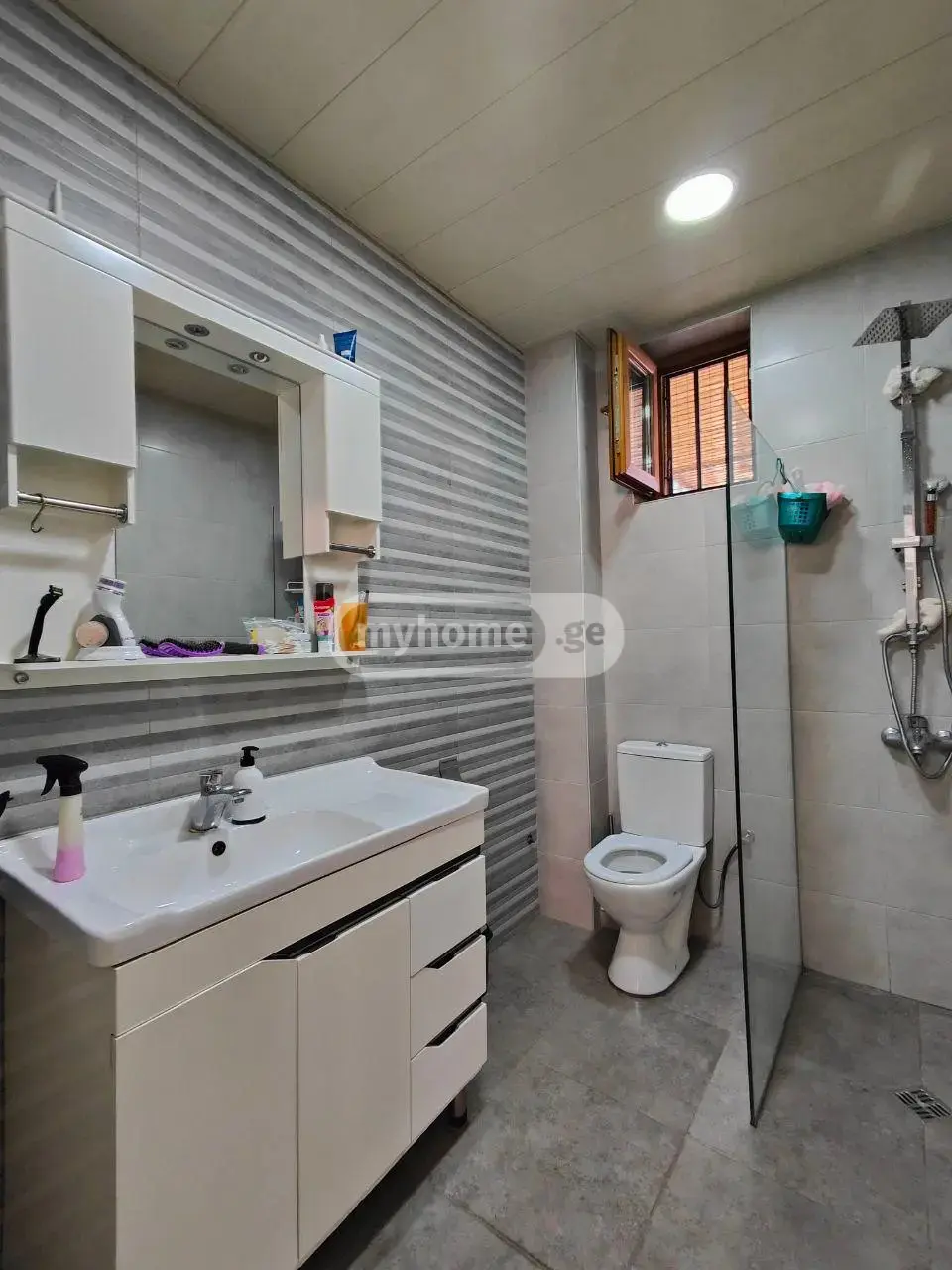 8 Room Private House For Rent In Sanzona view 6