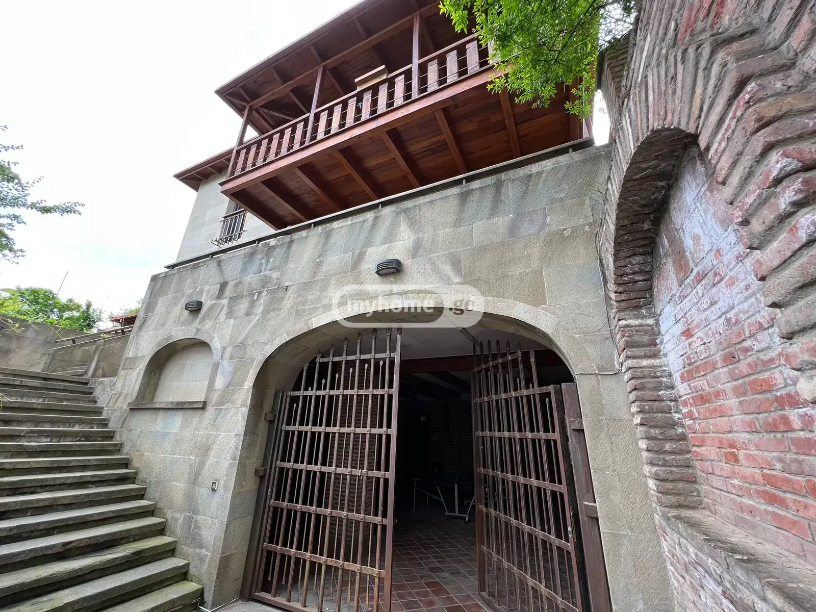 10+ Room Private House For Rent In Vake view 16