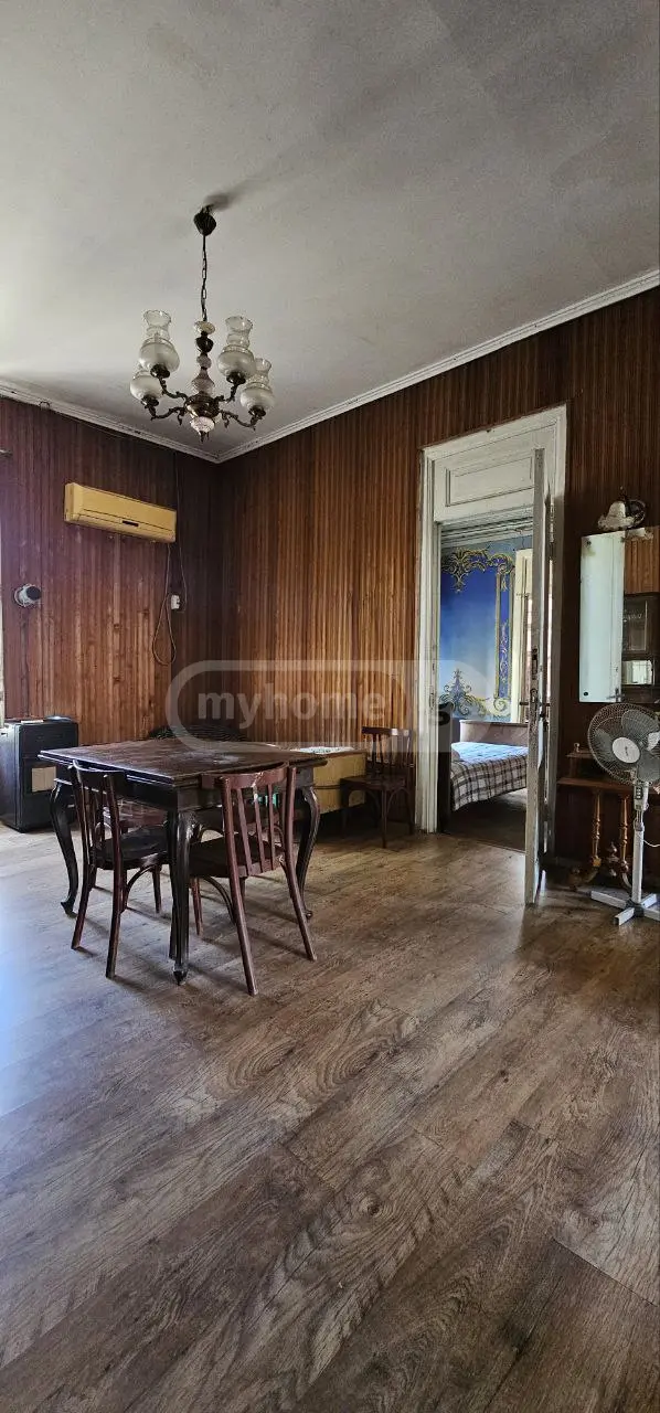 6 Room Private House For Sale view 8